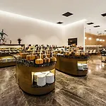 Dedeman Kartepe فندق
