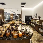 Dedeman Kartepe فندق